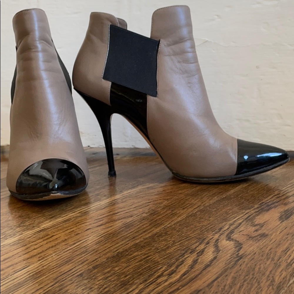 Casadri heeled booties